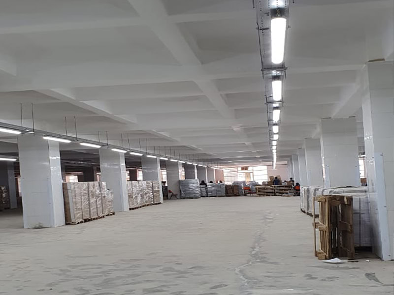 LED Batten Light - TC Series 13 client case of led batten lamp in warehouse